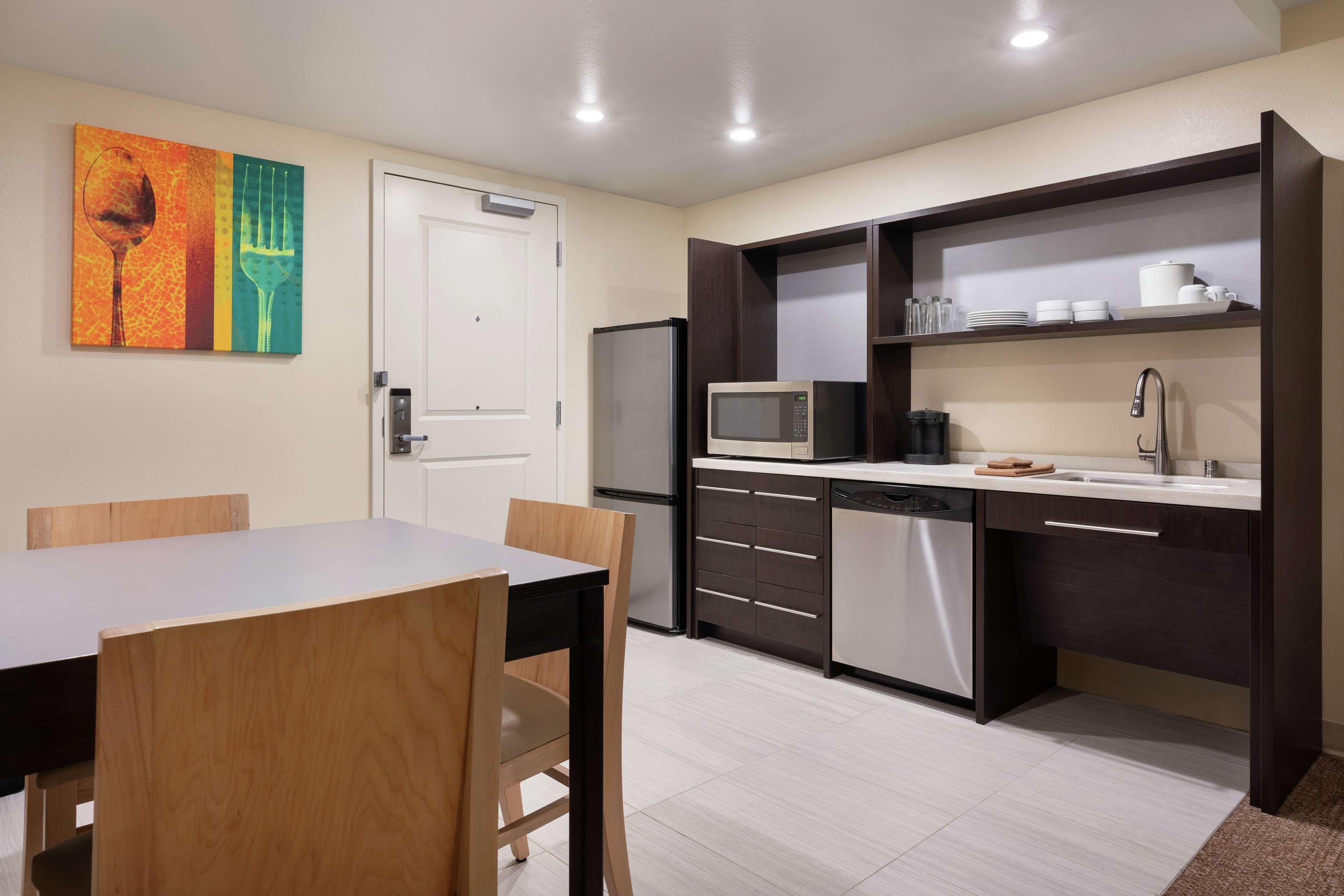 Home2 Suites By Hilton Anchorage/Midtown Ngoại thất bức ảnh
